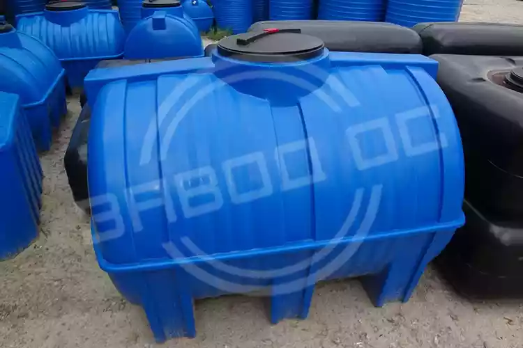 Емкости под воду пластиковые буферные